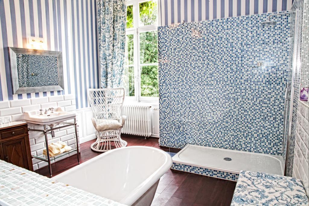 Chateau Lamothe du Prince Noir - B&B Saint-Sulpice-et-Cameyrac Chambre photo