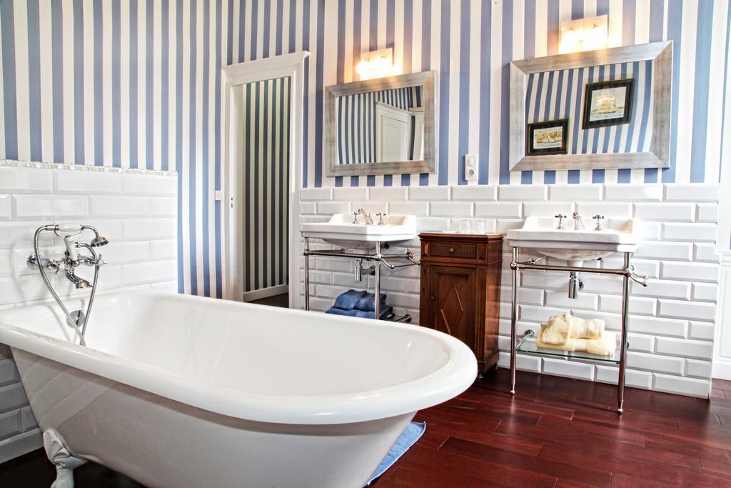 Chateau Lamothe du Prince Noir - B&B Saint-Sulpice-et-Cameyrac Chambre photo